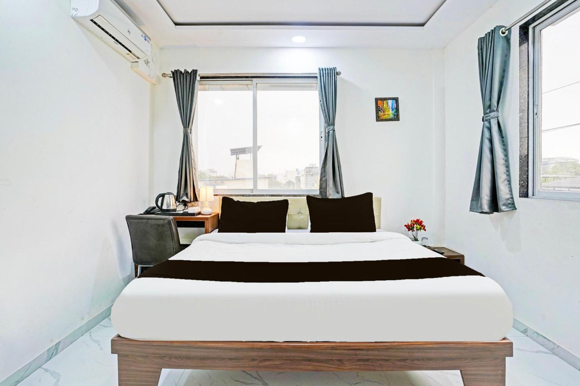 Super Hotel O Fortuna Inn Navi Mumbai Exterior photo